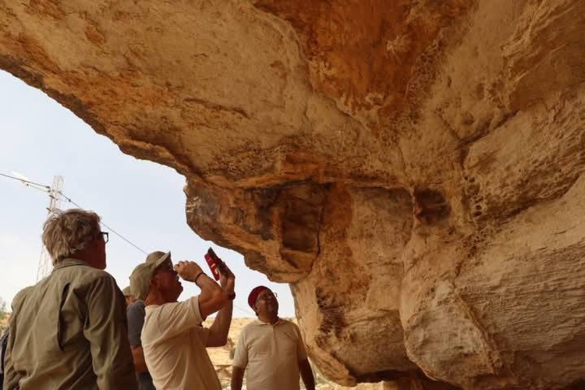 خبراء  من اليونسكو   بالحديقة الجيولوجية الظاهر بالتوازي مع تقدم الملف التونسي