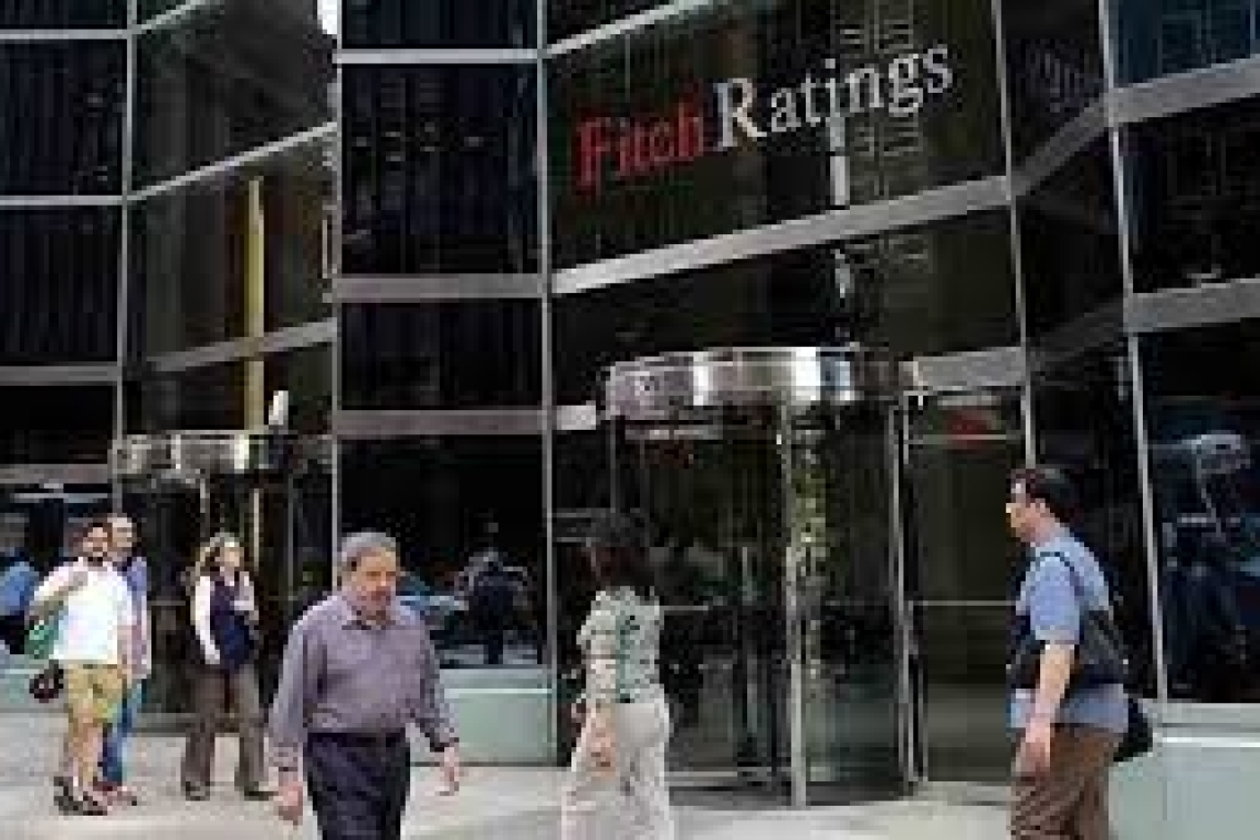 Fitch relève la note de la Tunisie à « B- » avec perspectives stables