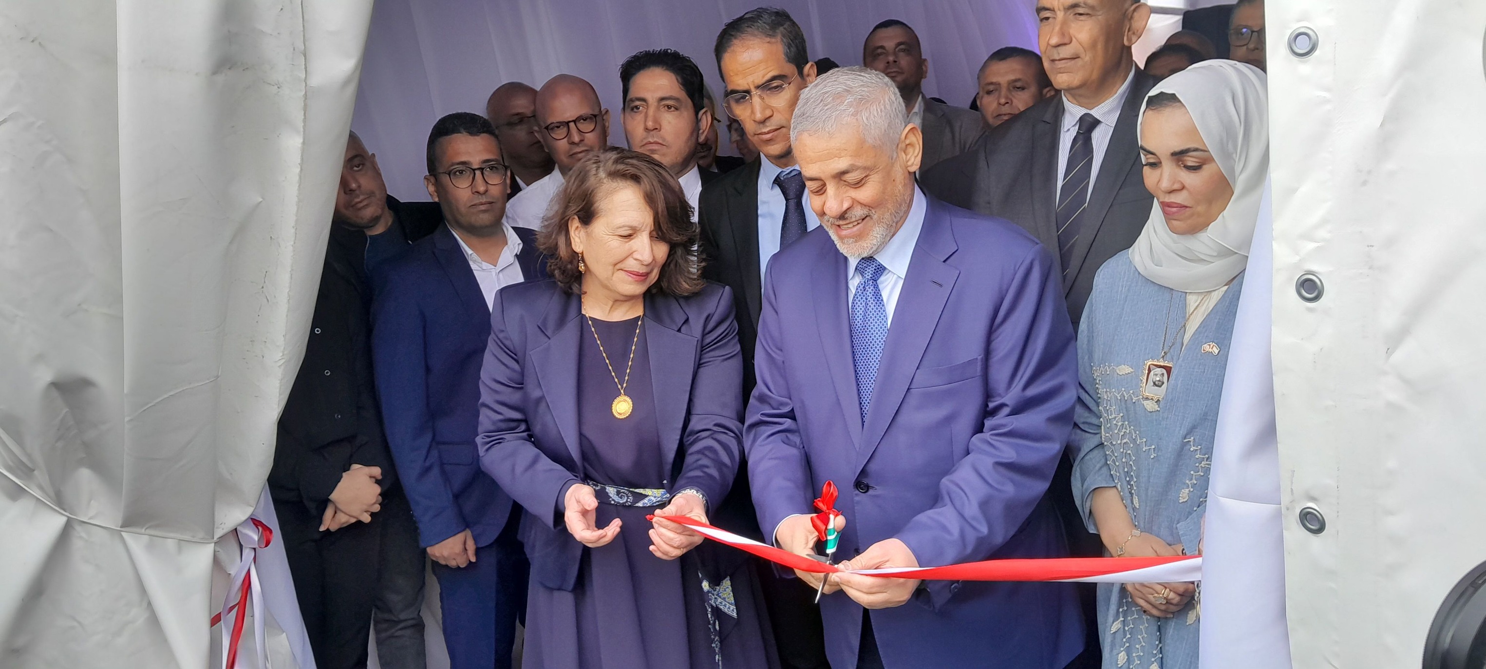 وزيرة الصناعة : المحطة الفولطاضوئية بالقيروان  هي نقطة انطلاق لسلسلة من المشاريع