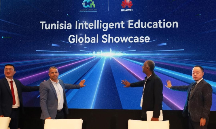 Huawei et CCK lancent le Global Intelligent Education Showcase