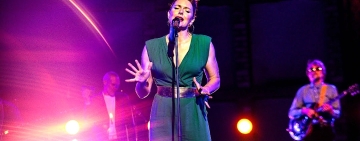 Robyn Bennett  éclaire la nuit de Hammamet  avec  une  variété musicale mondiale