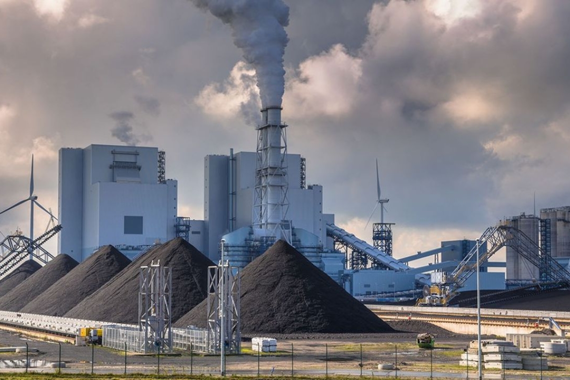 عودة  الاعتماد على  الفحم يكشف هشاشة  الانتقال الطاقي